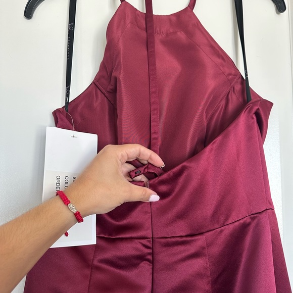 NEVER WORN Hailey Paige Occasion Bridesmaid Halter Top Dress Burgundy Size 8 - Picture 3 of 5